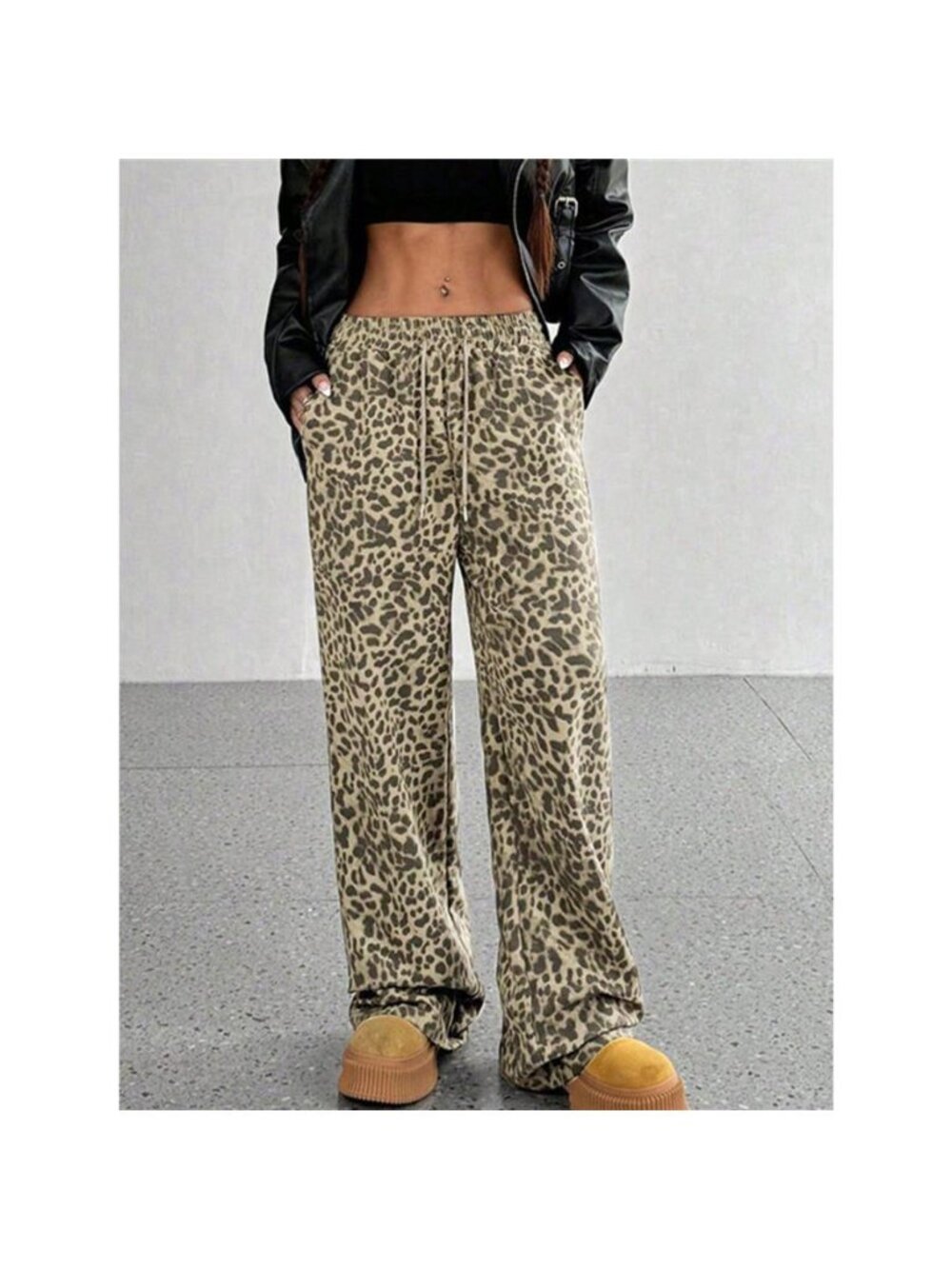 Leopard Wide-Leg Drawstring Pants - Picture 2 of 9
